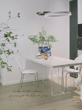Островной столик со встроенной подвесной каменной плитой, белый минималистичный акриловый дизайнерский простой итальянский столик для маленькой семьи
