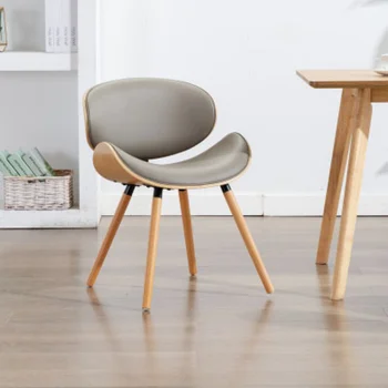 Европейский современный обеденный стул простой роскошной формы в виде жука для небольшой семьи экономящая пространство практичная мебель из массива дерева и кожи