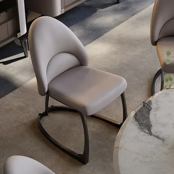 Обеденный стул Villa Home Кожаный стул для переговоров Легкий Роскошный Дизайнерский минималистичный стул для отдыха из нержавеющей стали